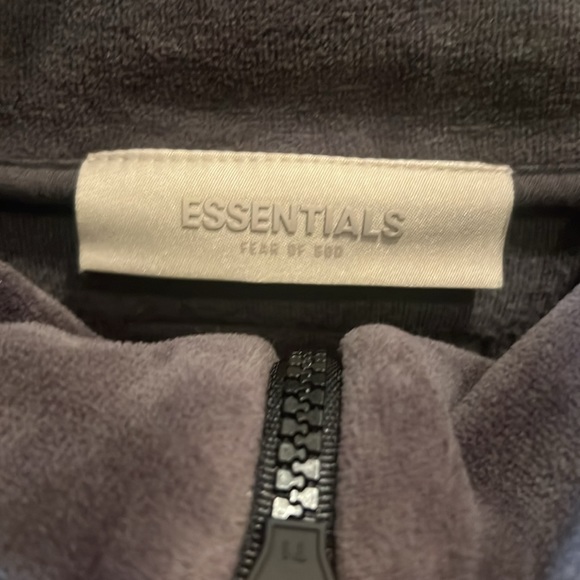 Essentials Fear of God velour half zip - Picture 2 of 4